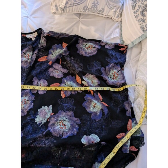 Jessica Simpson Maternity/Nursing Purple Floral Kimono Shawl Top Lace Button O/S - Picture 11 of 12